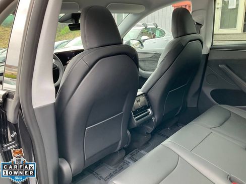Used 2026 Tesla Model Y AWD image 35