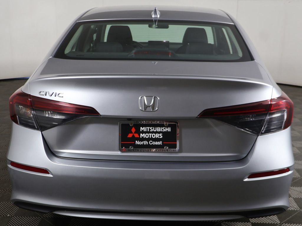 Used 2025 Honda Civic LX image 9