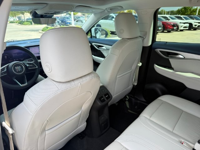 Used 2024 Buick Envision Avenir AWD/4WD image 29