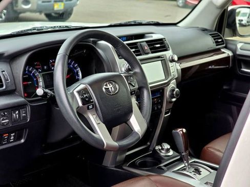 Used 2018 Toyota 4Runner Limited AWD/4WD image 11