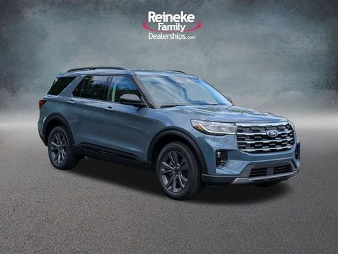 New 2026 Ford Explorer Active AWD/4WD image 3