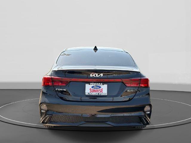 Used 2023 Kia Forte GT-Line w/ GT-Line Premium Package FWD image 6