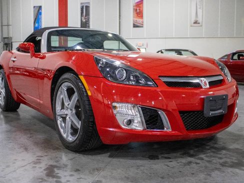Used 2008 Saturn Sky Red Line image 25