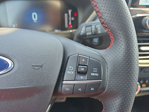 Used 2024 Ford Escape ST-Line AWD/4WD image 25