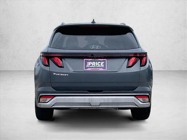 Used 2025 Hyundai Tucson SEL FWD image 4