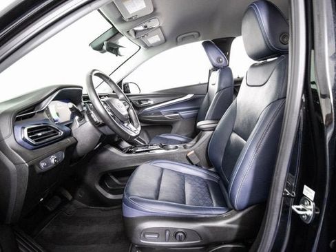 Used 2022 Chevrolet Bolt EUV Premier image 9