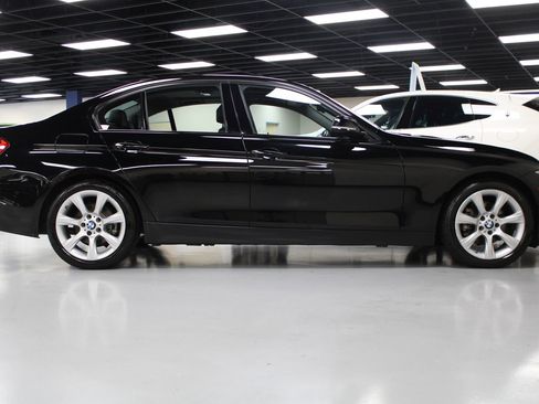 Used 2015 BMW 320i Sedan image 10