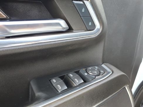 Used 2024 Chevrolet Silverado 2500 LT image 13