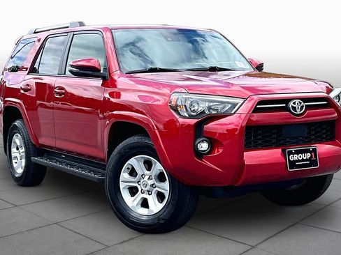 Used 2022 Toyota 4Runner SR5 Premium AWD/4WD image 3
