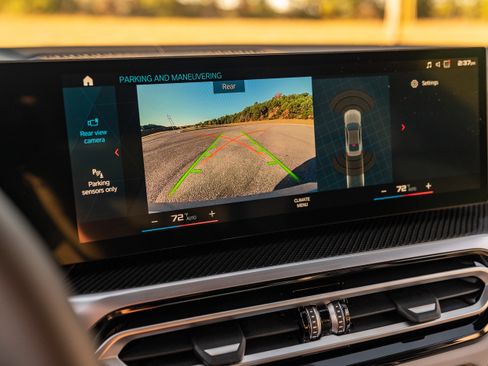 Used 2024 BMW M4 image 36