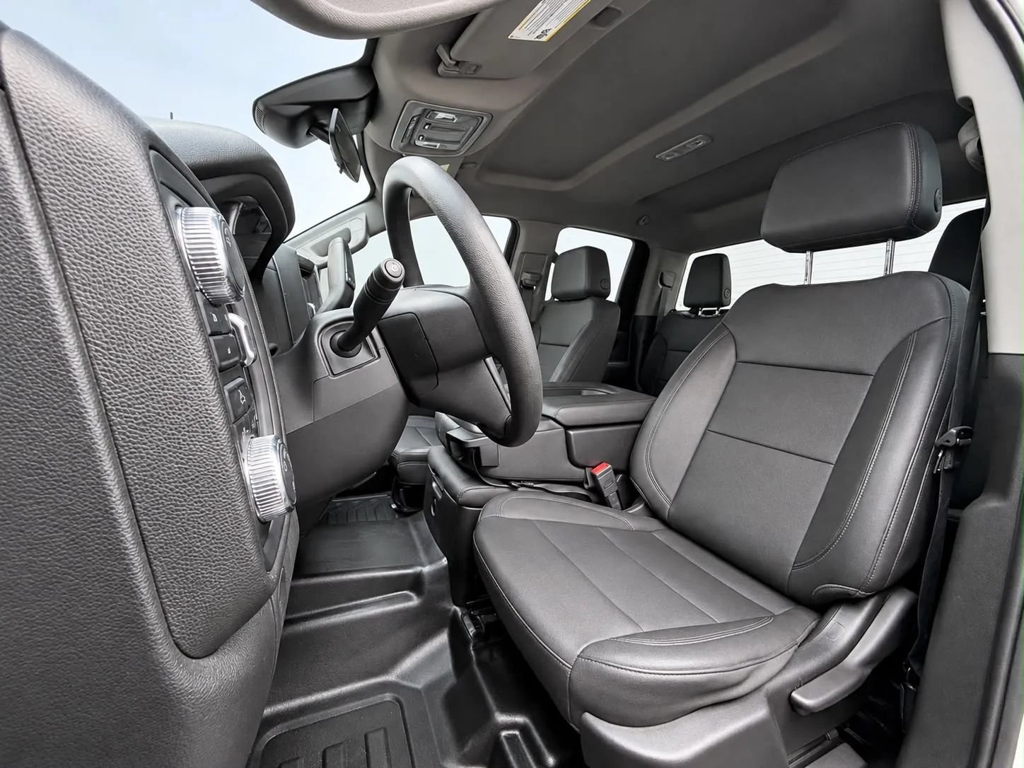 Used 2024 GMC Sierra 2500 Pro AWD/4WD image 11