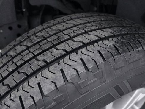 Used 2020 Ford F150 Lariat image 30