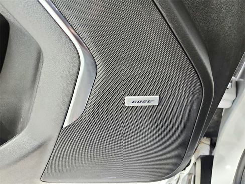 Used 2023 Chevrolet Suburban Premier image 35