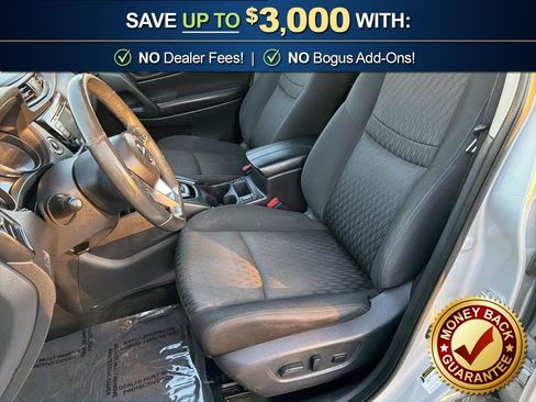 Used 2018 Nissan Rogue SV image 17