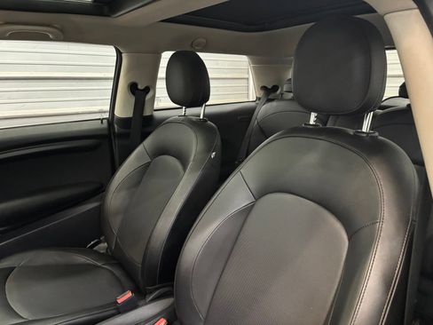 Used 2015 MINI Cooper 2-Door Hardtop FWD image 13