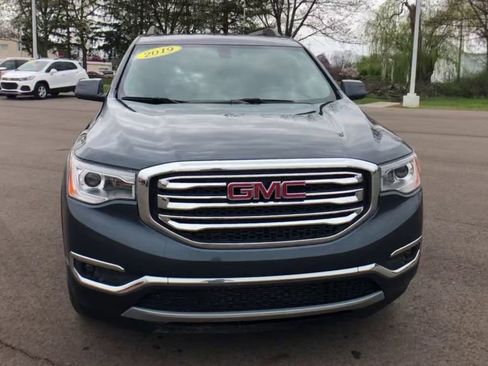Used 2019 GMC Acadia SLE image 3