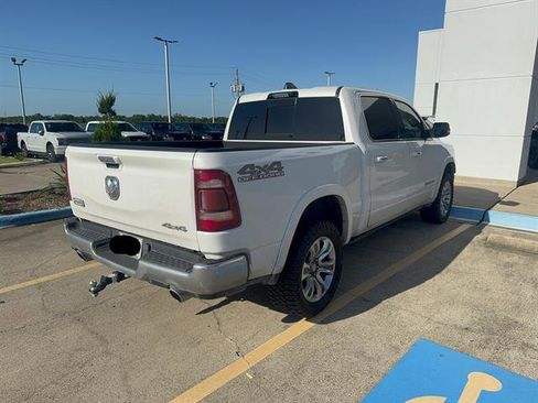 Used 2021 RAM 1500 Limited AWD/4WD image 2