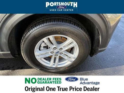 Used 2022 Ford Explorer XLT w/ Equipment Group 202A AWD/4WD image 33