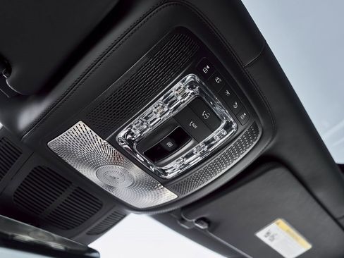 Used 2025 Mercedes-Benz Maybach GLS 600 Maybach GLS 600 image 93