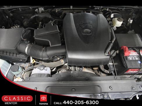 Certified 2021 Toyota Tacoma SR AWD/4WD image 17