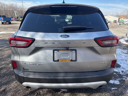 Used 2023 Ford Escape Platinum image 8