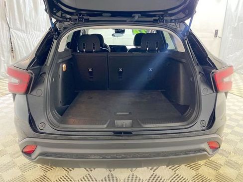 Used 2024 Chevrolet Trax LS w/ LS Convenience Package image 30