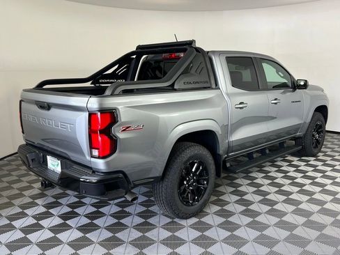 New 2025 Chevrolet Colorado Z71 w/ Midnight Edition image 10