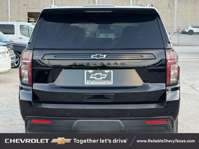 Used 2023 Chevrolet Suburban Z71 w/ Luxury Package AWD/4WD image 5