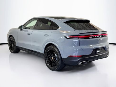 Certified 2025 Porsche Cayenne Coupe image 3