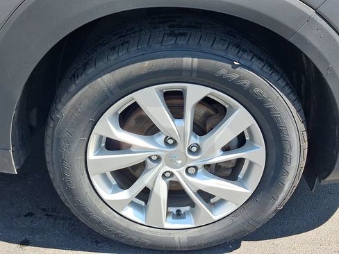 Used 2019 Hyundai Tucson SE w/ Cargo Package AWD/4WD image 7