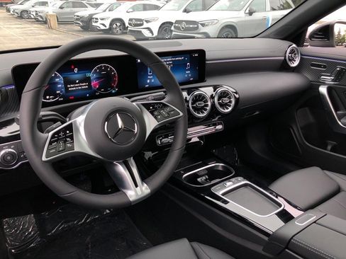 New 2025 Mercedes-Benz CLA 250 4MATIC image 15