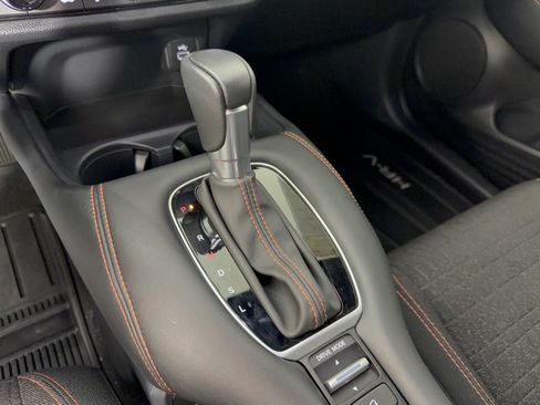 Certified 2025 Honda HR-V Sport image 21