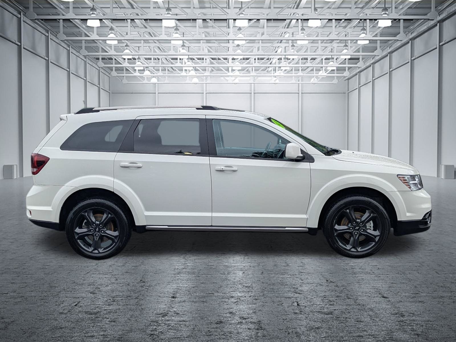 Used 2020 Dodge Journey Crossroad FWD image 6