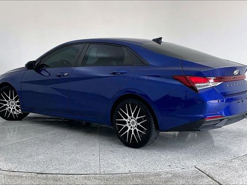 Used 2021 Hyundai Elantra SEL image 17