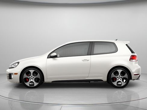 Used 2013 Volkswagen GTI Wolfsburg Edition FWD image 2