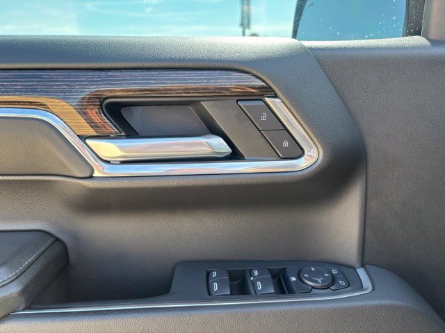 Used 2024 GMC Sierra 1500 Elevation w/ Elevation Premium Package AWD/4WD image 25