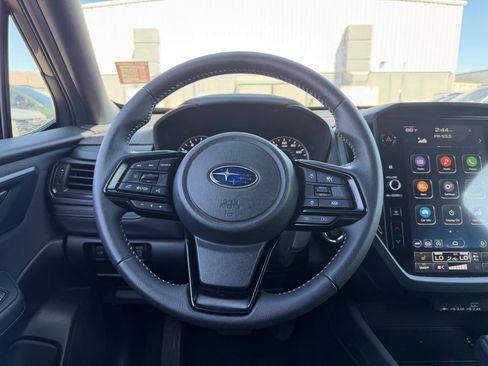 Used 2025 Subaru Forester Premium AWD/4WD image 8