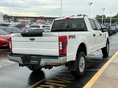 Used 2021 Ford F250 XLT w/ FX4 Off-Road Package AWD/4WD image 8