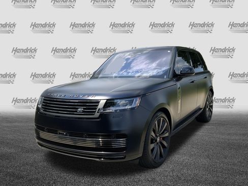 Used 2023 Land Rover Range Rover SV AWD/4WD image 5