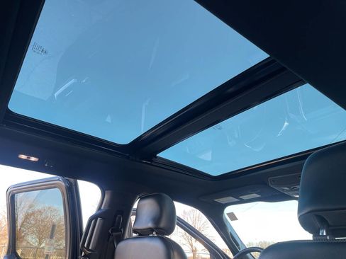 Used 2016 Ford F150 Lariat w/ Equipment Group 502A Luxury image 48