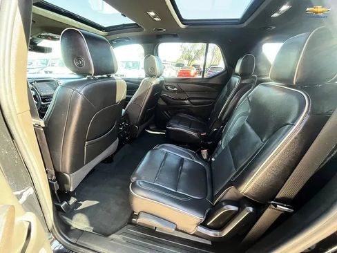 Used 2022 Chevrolet Traverse Premier w/ Redline Edition FWD image 7