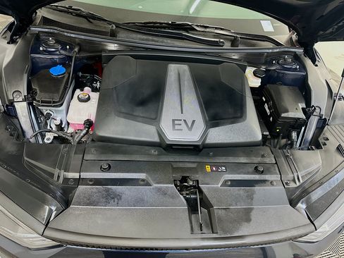 Used 2024 Kia EV6 Wind w/ Wind Technology Package AWD/4WD image 35