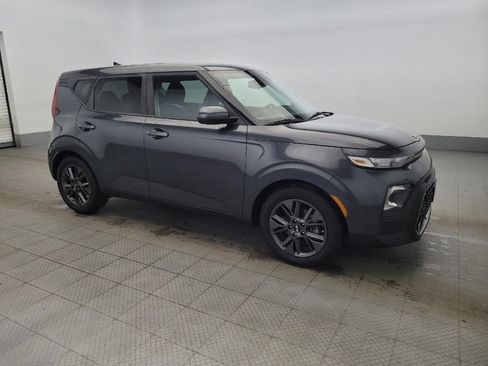 Used 2021 Kia Soul EX image 11