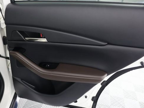 Used 2023 MAZDA CX-30 AWD 2.5 S w/ Premium Package image 28