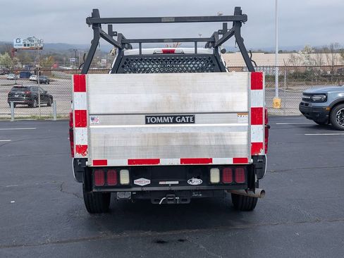 Used 2018 Ford F250 XL w/ Power Equipment Group image 8