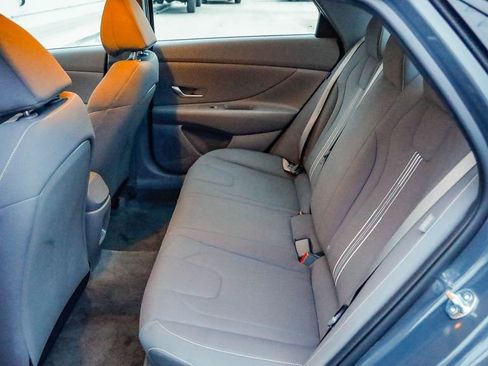 Used 2024 Hyundai Elantra SEL image 19