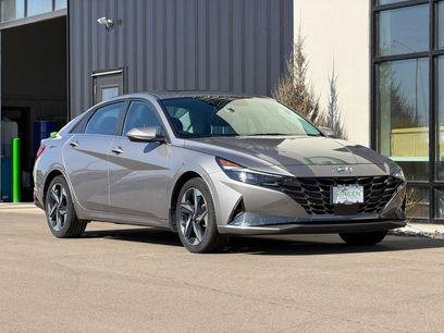 Used 2023 Hyundai Elantra Limited