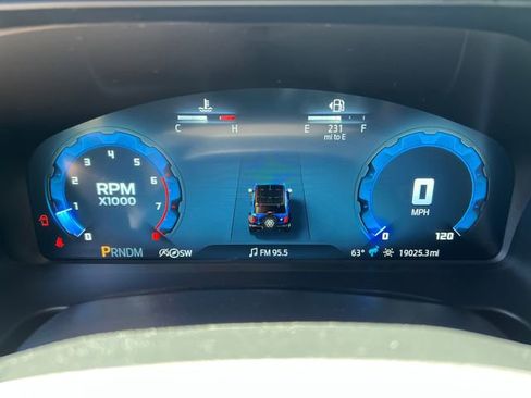 Used 2025 Ford Bronco Outer Banks AWD/4WD image 21
