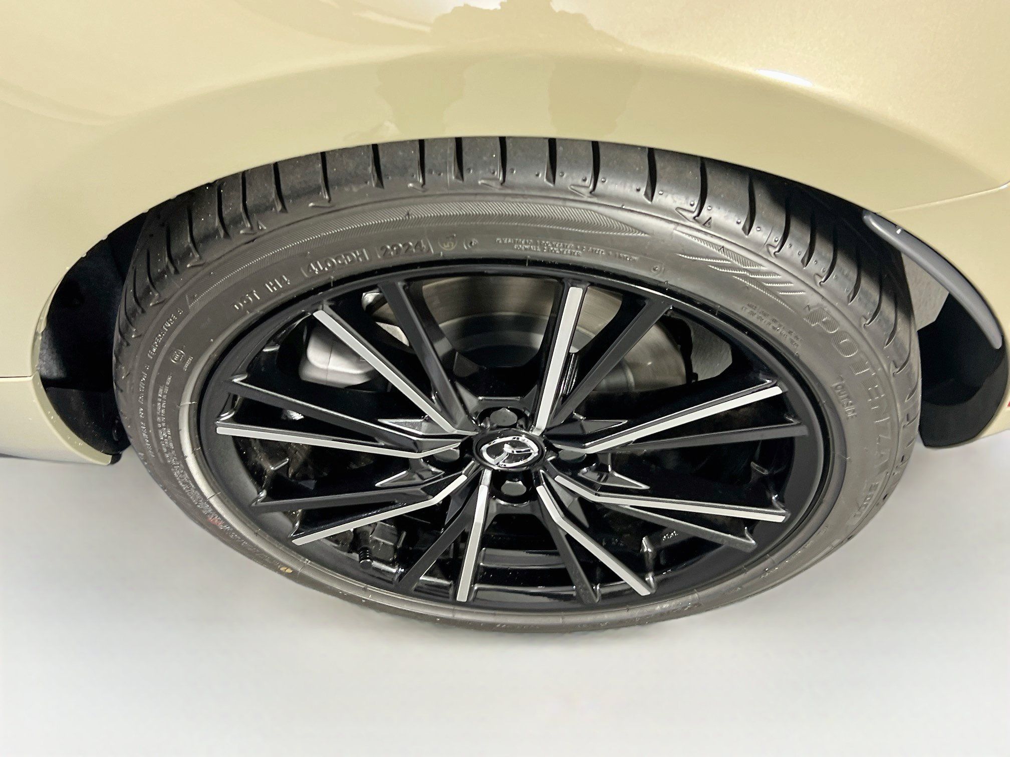 Used 2024 MAZDA MX-5 Miata RF Grand Touring RWD image 28