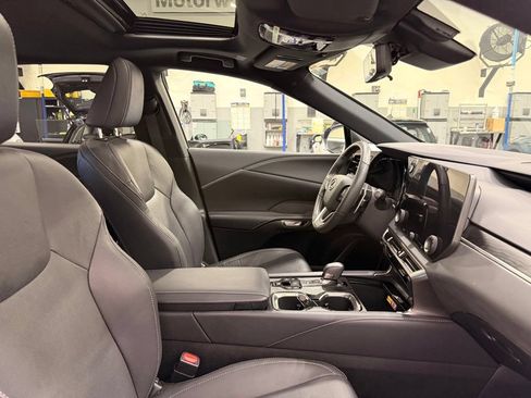 Used 2023 Lexus RX 350 Premium Plus w/ Accessory Package (Z1) AWD/4WD image 29